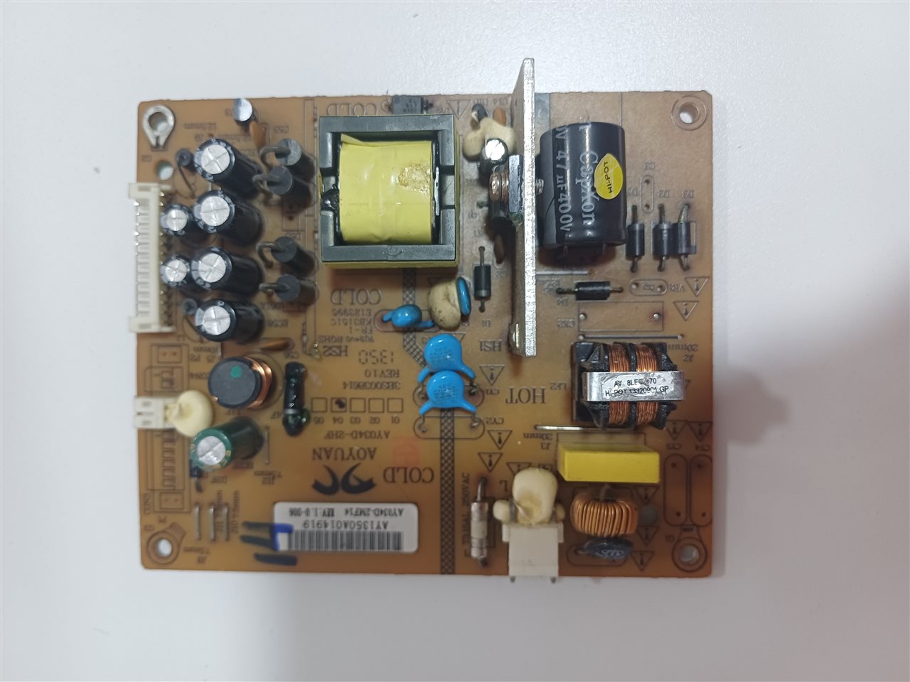 Fuente De Poder Tv AOYUAN AY034D-2HF Original Usada