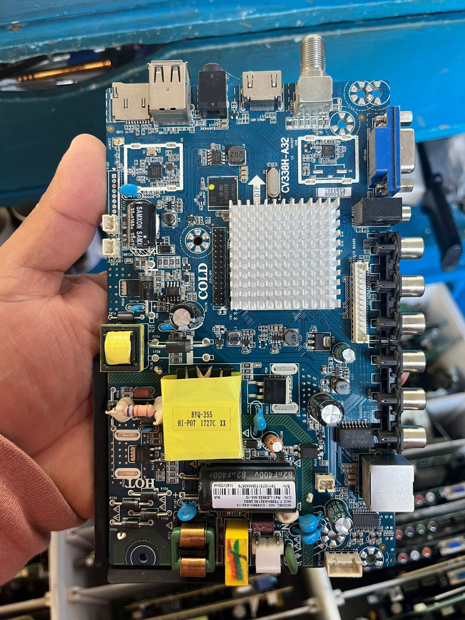 Placa main CV338H-A32 universal para TV LED usada probada