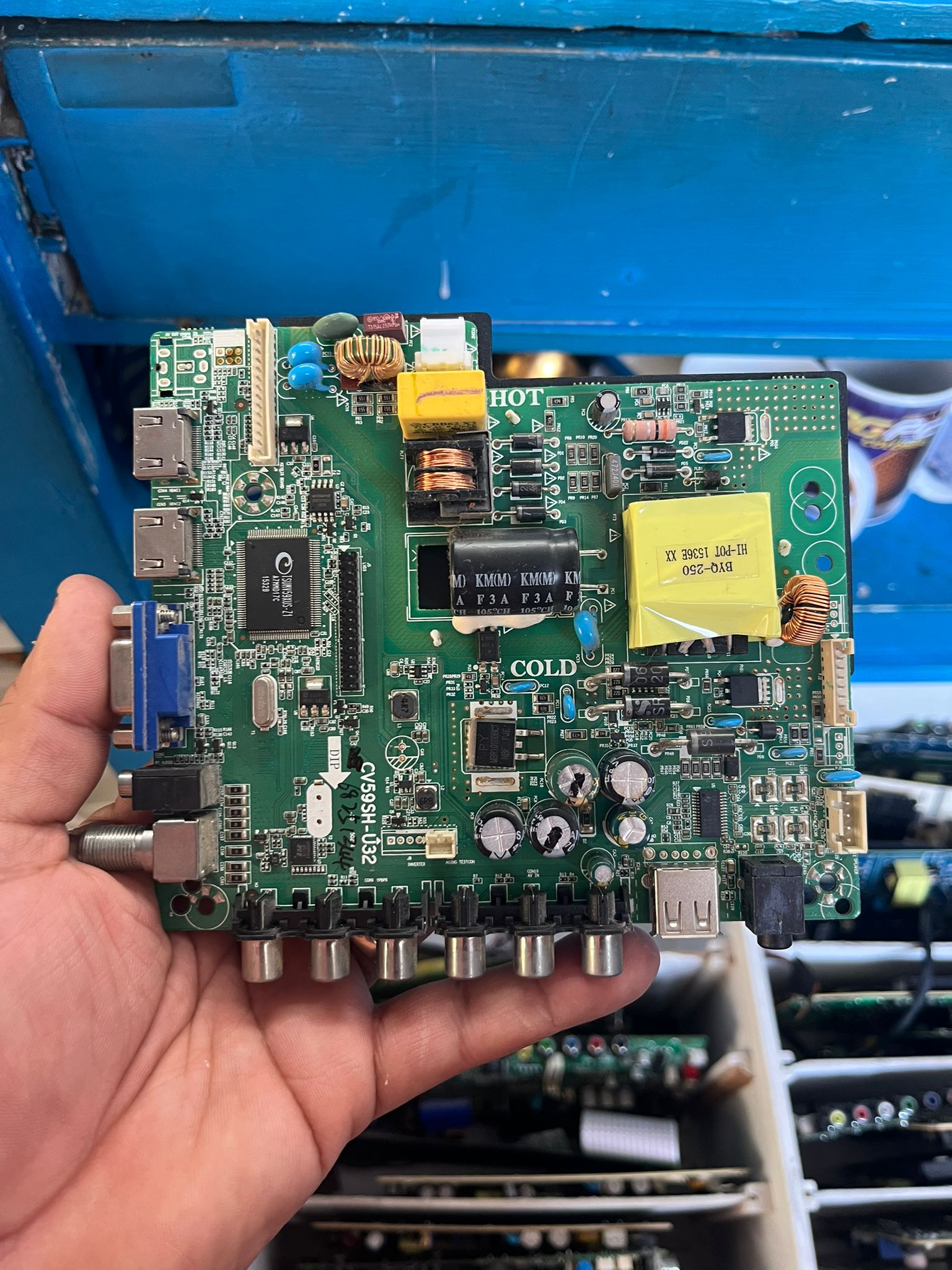 Placa Monocontroladora TV CV59SH-U32 Original Usada Probada