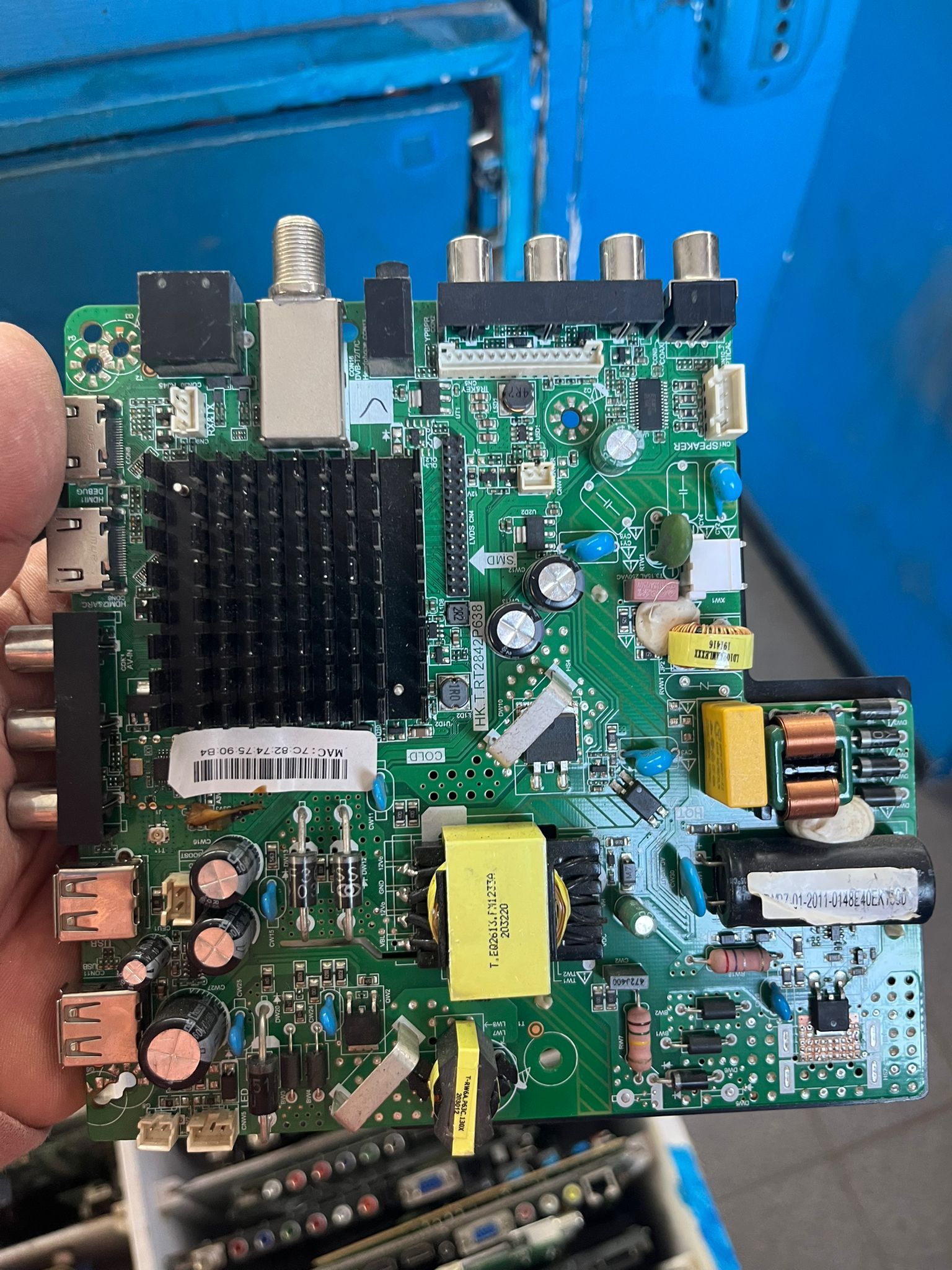 Placa Main HK.T.RT2842P638 para Smart TV Original Probada