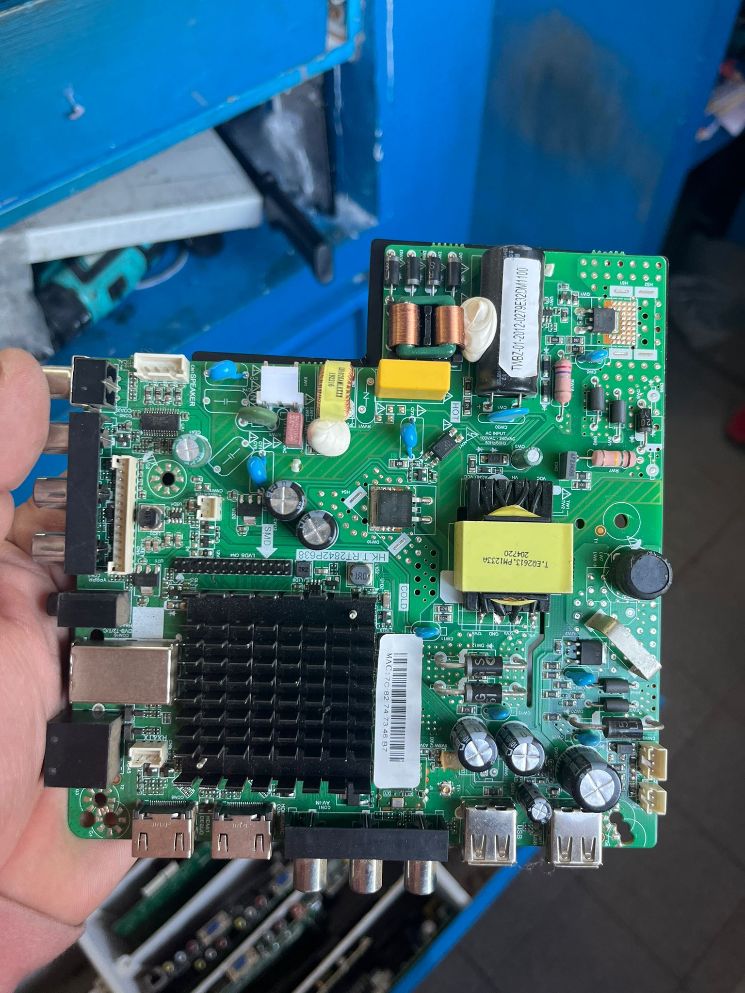 Placa main fuente para TV HK.T.RT2842P638 original usada probada