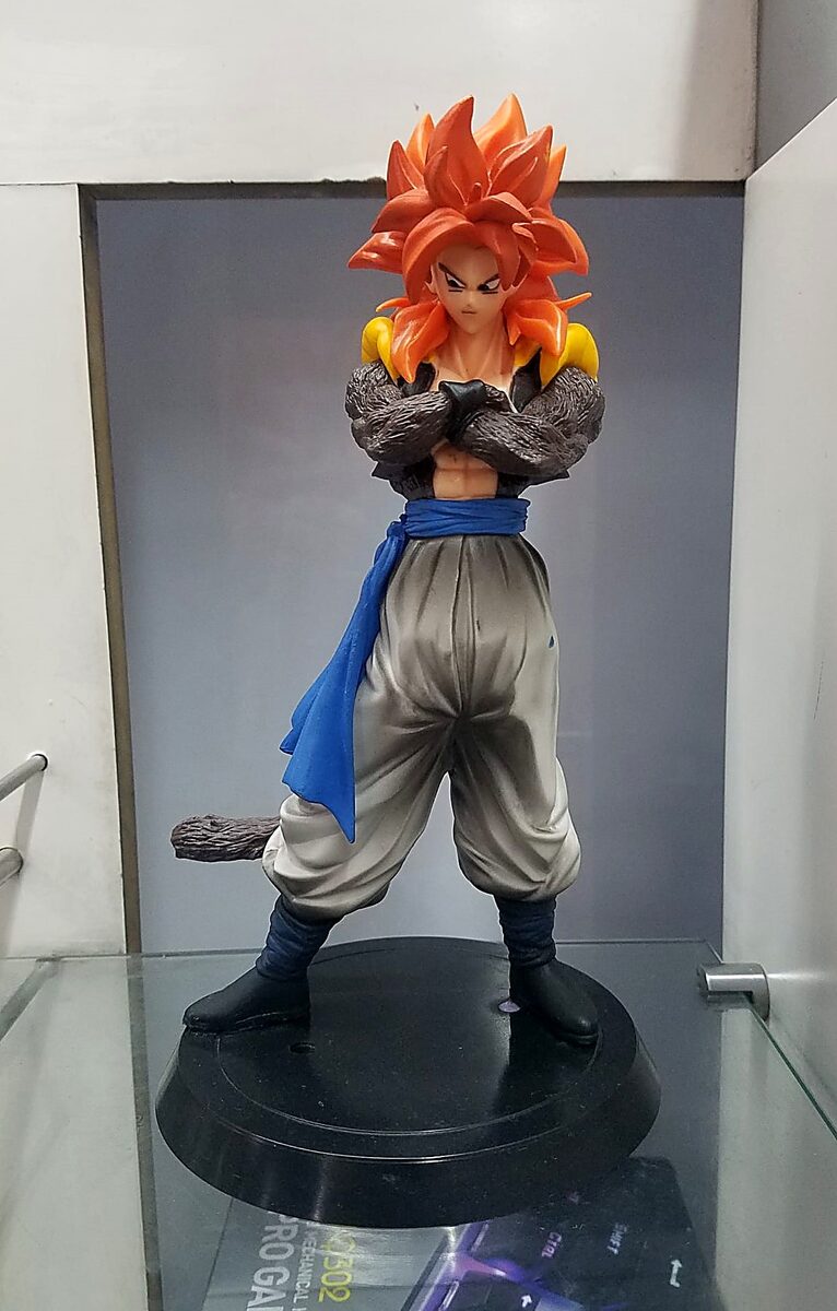 FIGURA DRAGON BALL Z GOGETA SUPER SAIYAN 4
