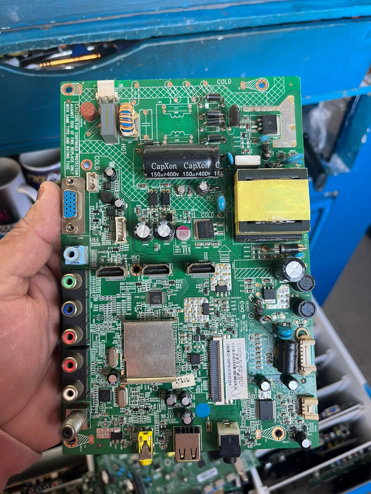 Placa main fuente combinada KR-6150 para TV LED LCD Usada Probada