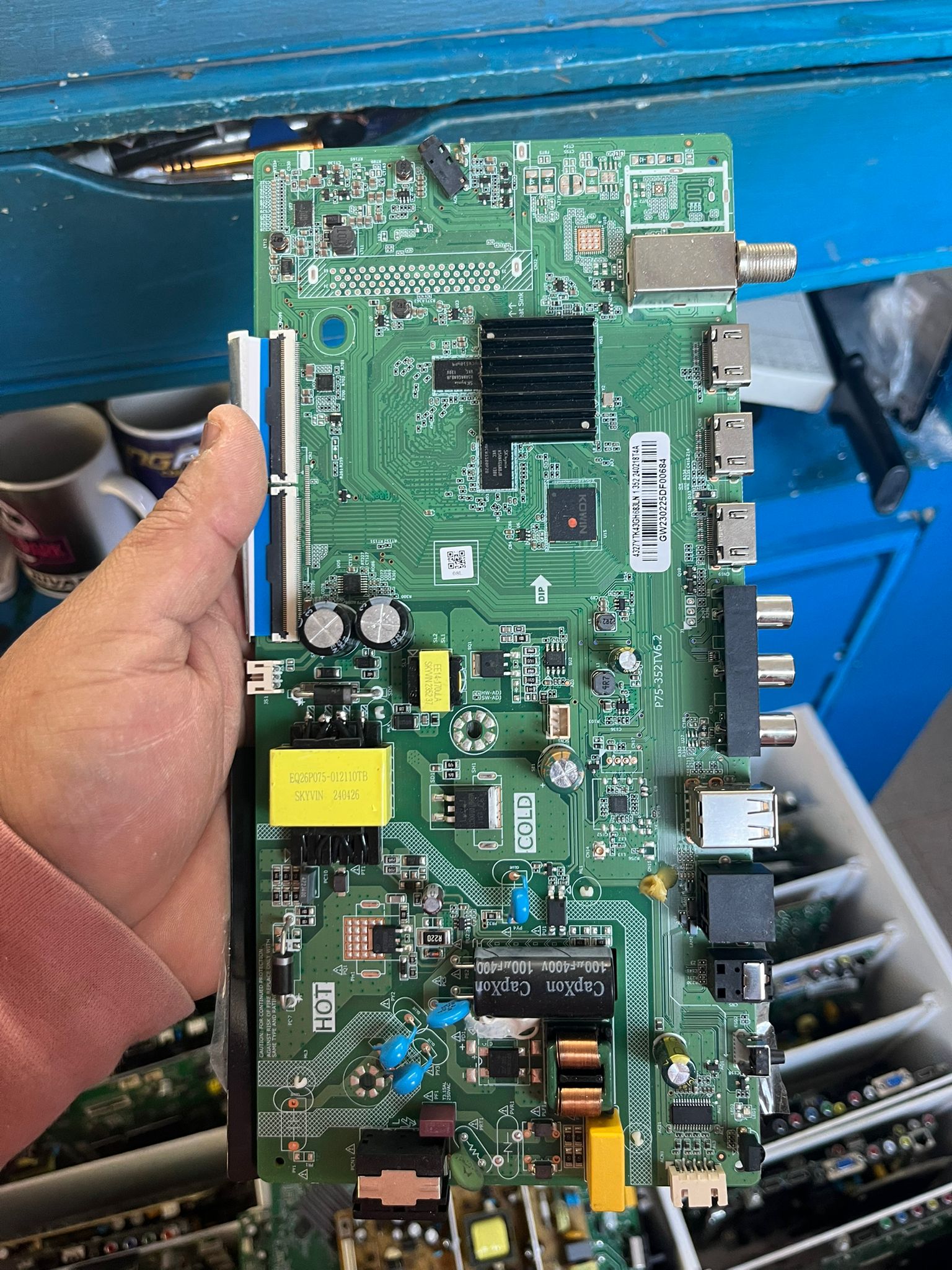 Placa Main TV P75-3521TV6.2 Original Usada Probada