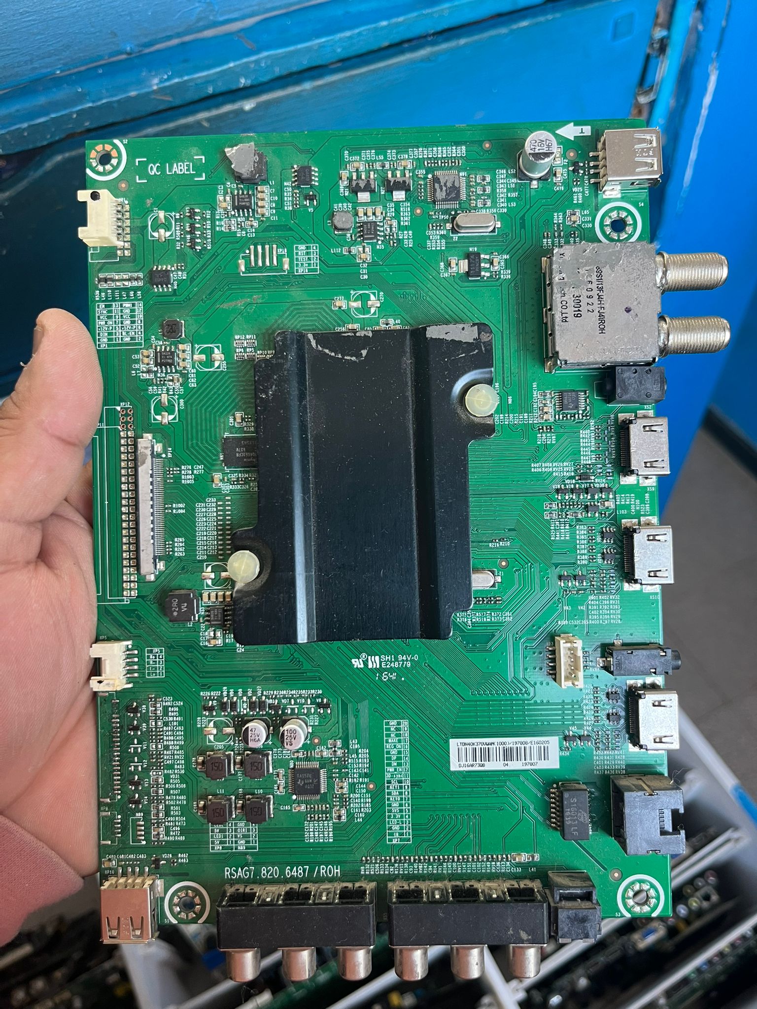 Placa Main Hisense / Panavox RSAG7.820.6487/ROH para TV Original Probada