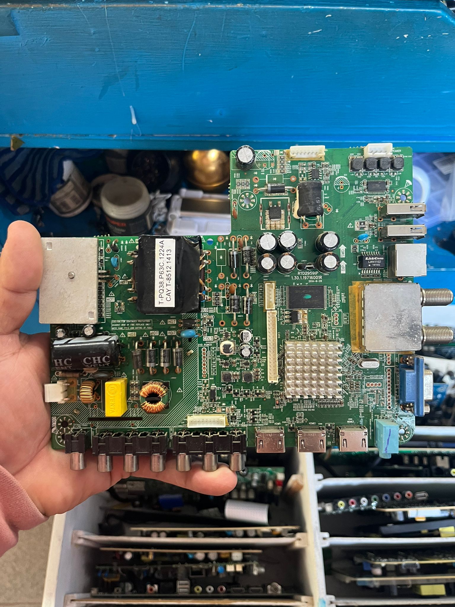 Placa main y fuente integrada universal para televisor original usada probada