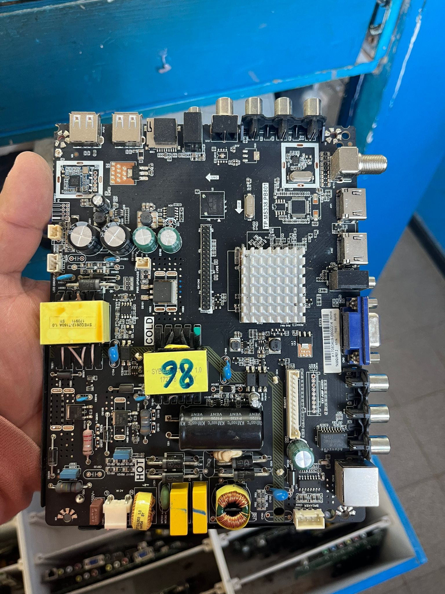 Placa main y fuente integrada TCL Panavox TP.MS338.PB801 Usada Probada